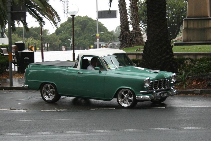 Holden ute.jpg